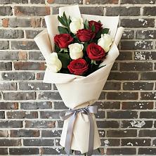 Букет цветов из:  Розы в Льве Толстом