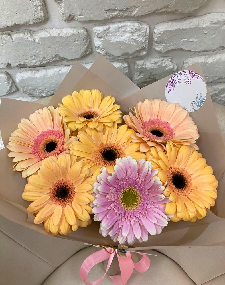 Букет цветов из: Герберы в Льве Толстом