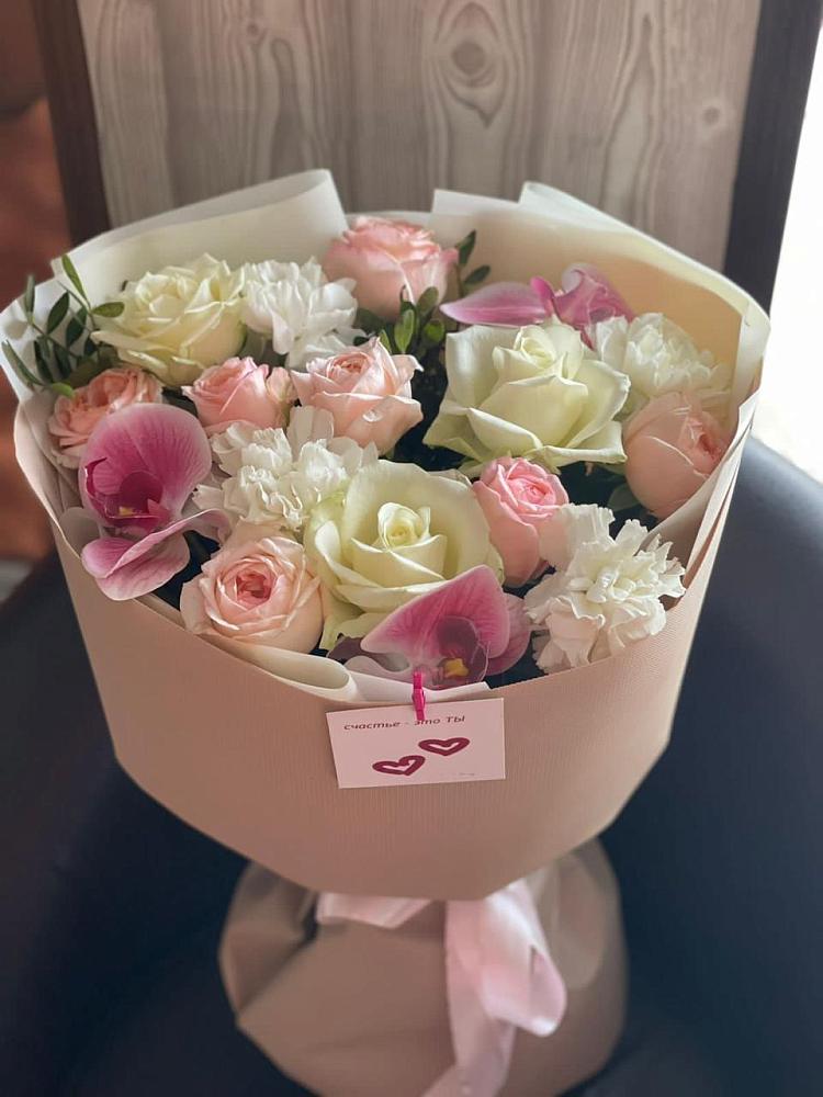 Букет цветов из: Орхидеи, Розы и Гвоздики в Льве Толстом