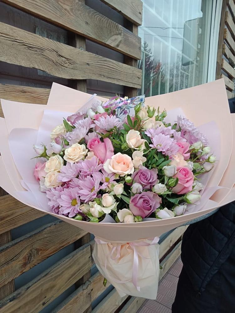 Букет цветов из: Розы и Хризантемы в Льве Толстом