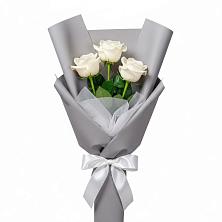 Букет 3 белые розы в Льве Толстом
