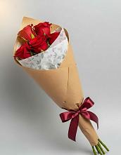 Букет цветов из:  Розы в Льве Толстом