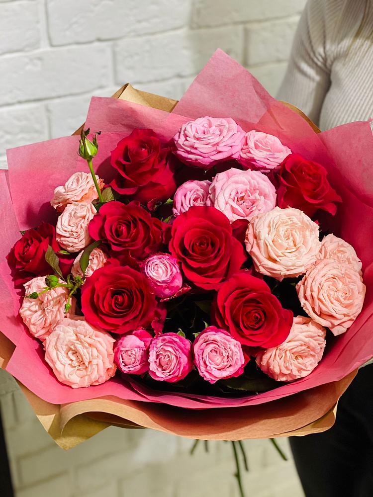 Букет цветов из: Розы в Льве Толстом