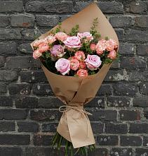 Букет цветов из:  Розы в Льве Толстом