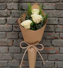 Букет цветов из:  Розы в Льве Толстом