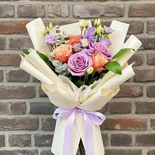 Букет цветов из:  Лизиантусы и Розы #REPLACE_PRED# Льве Толстом