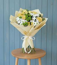 Букет цветов из:  Хризантемы и Розы в Льве Толстом