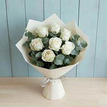 Букет Белые розы в Эвкалипте в Льве Толстом