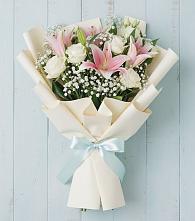 Букет цветов из:  Лилии в Льве Толстом