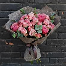 Букет цветов из:  Розы #REPLACE_PRED# Льве Толстом