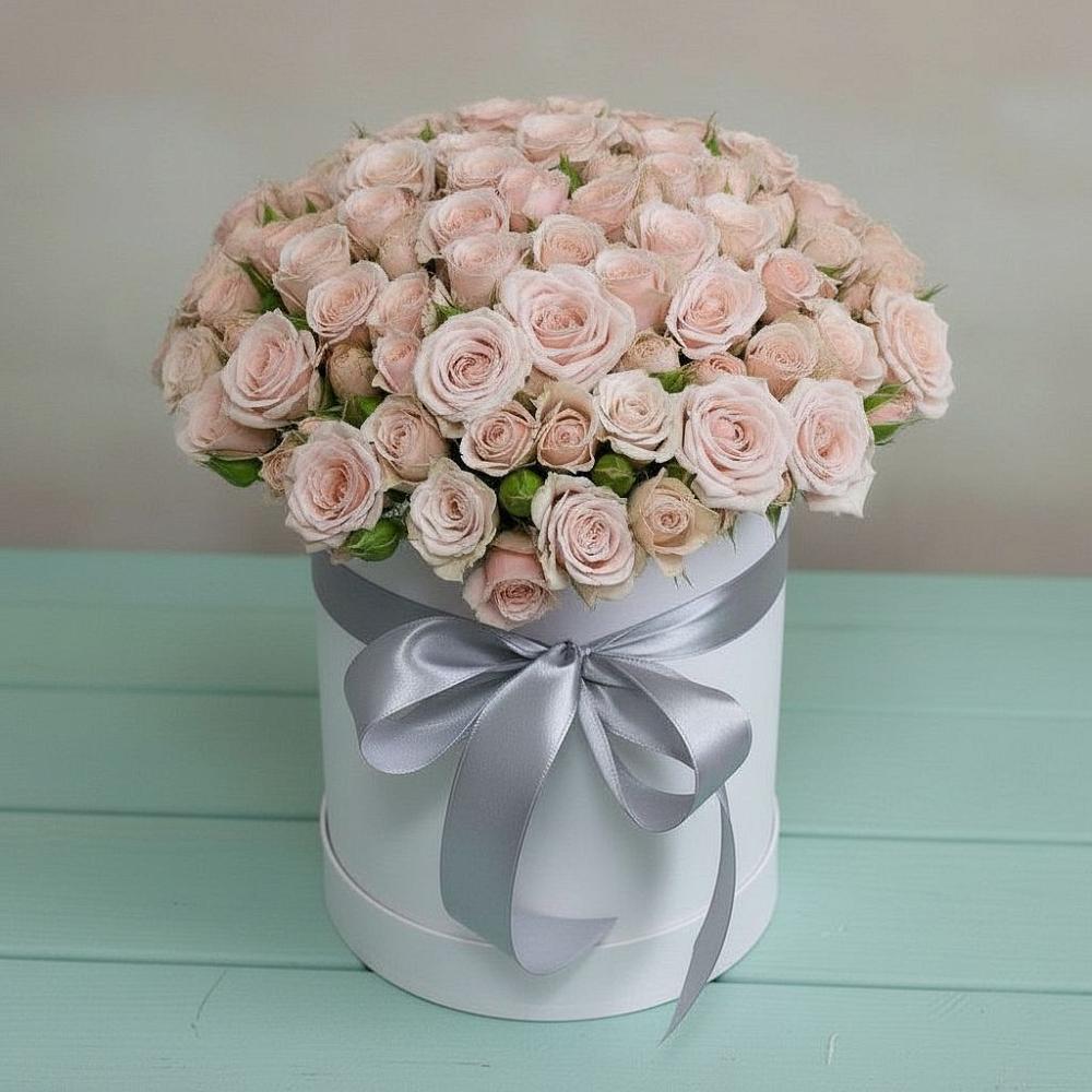 Цветочная композиция из Розы в шляпной коробке в Льве Толстом